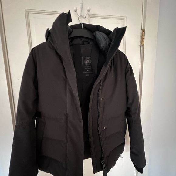 Canada Goose Lyndale Parka size XS - Picture 4 of 8
